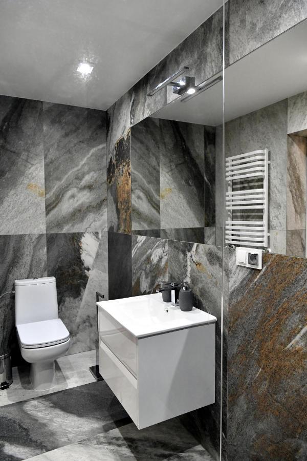 Apartamenty Modrzewiowa Zator Piotrowice  ภายนอก รูปภาพ