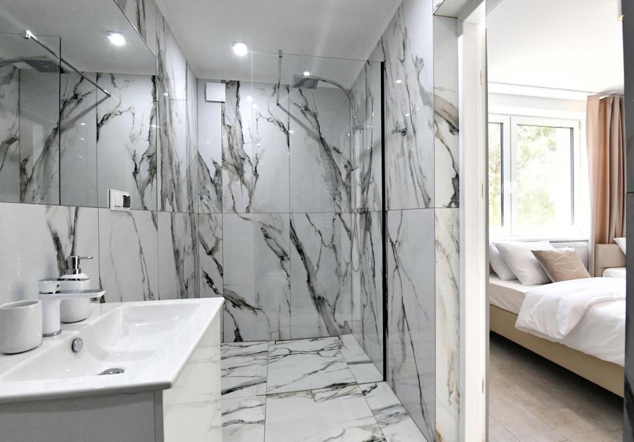 Apartamenty Modrzewiowa Zator Piotrowice  ภายนอก รูปภาพ