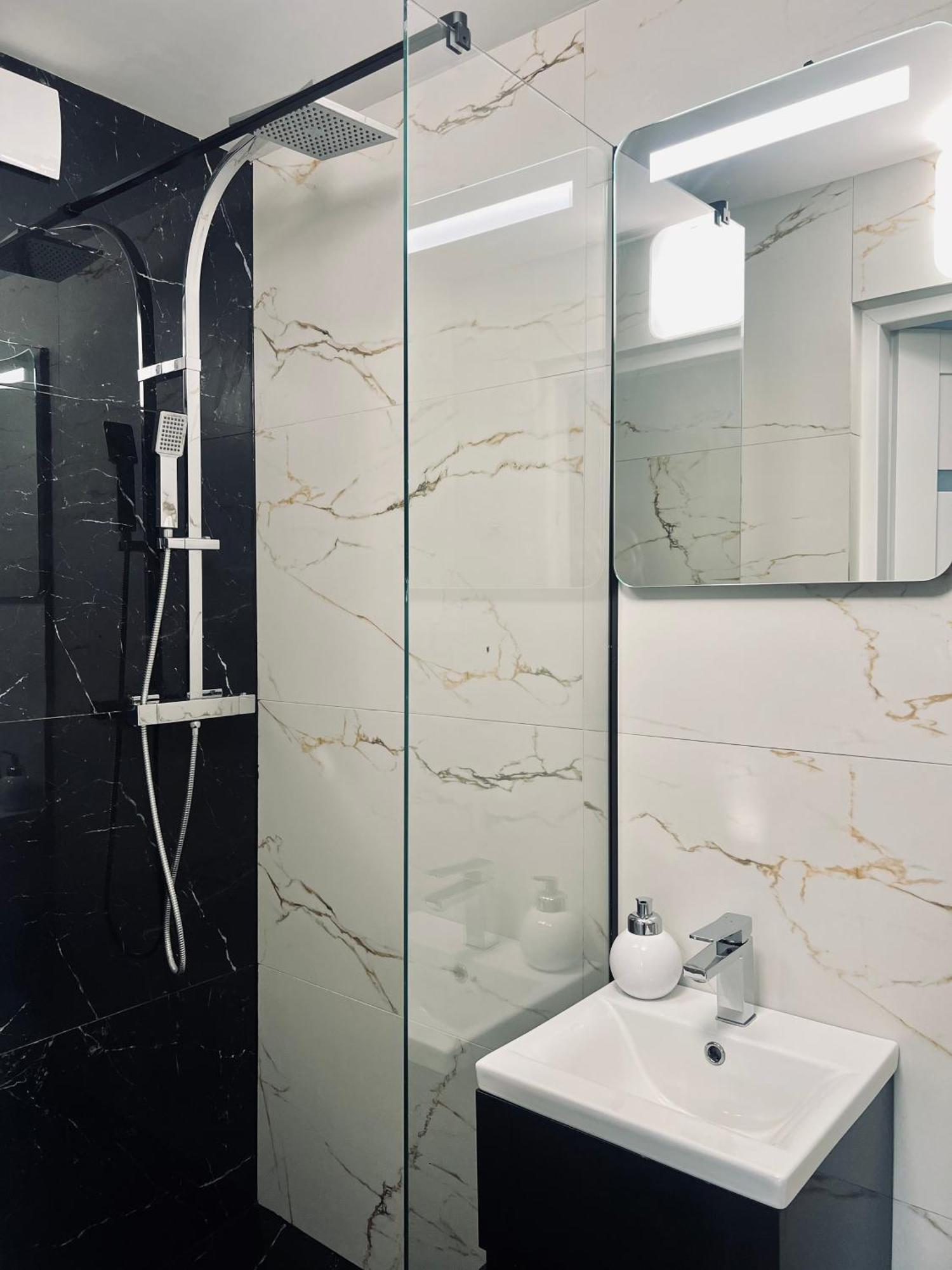 Apartamenty Modrzewiowa Zator Piotrowice  ภายนอก รูปภาพ