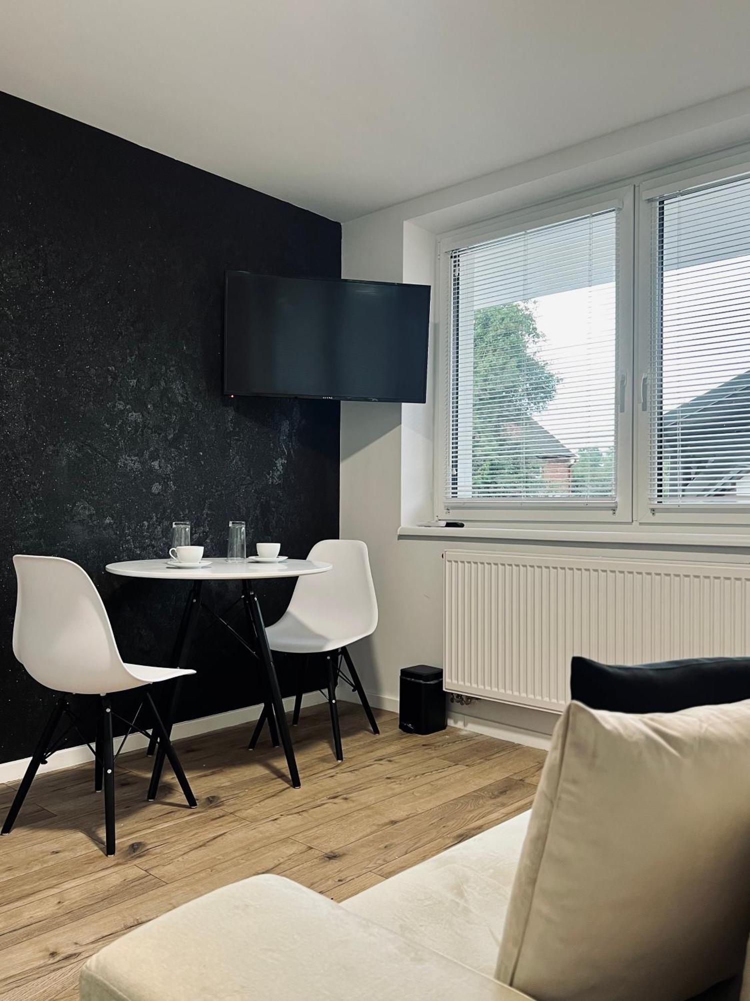 Apartamenty Modrzewiowa Zator Piotrowice  ภายนอก รูปภาพ