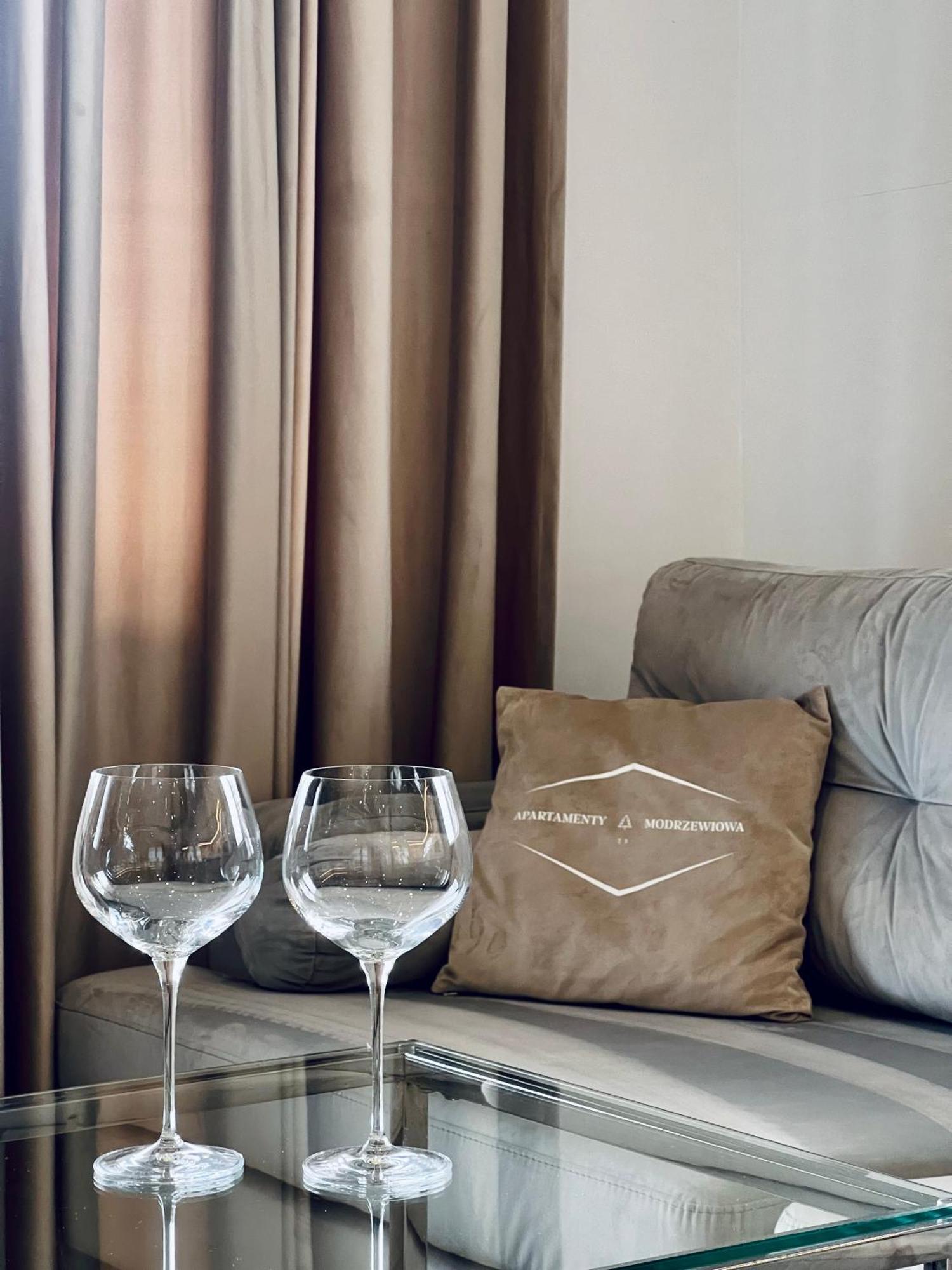 Apartamenty Modrzewiowa Zator Piotrowice  ภายนอก รูปภาพ