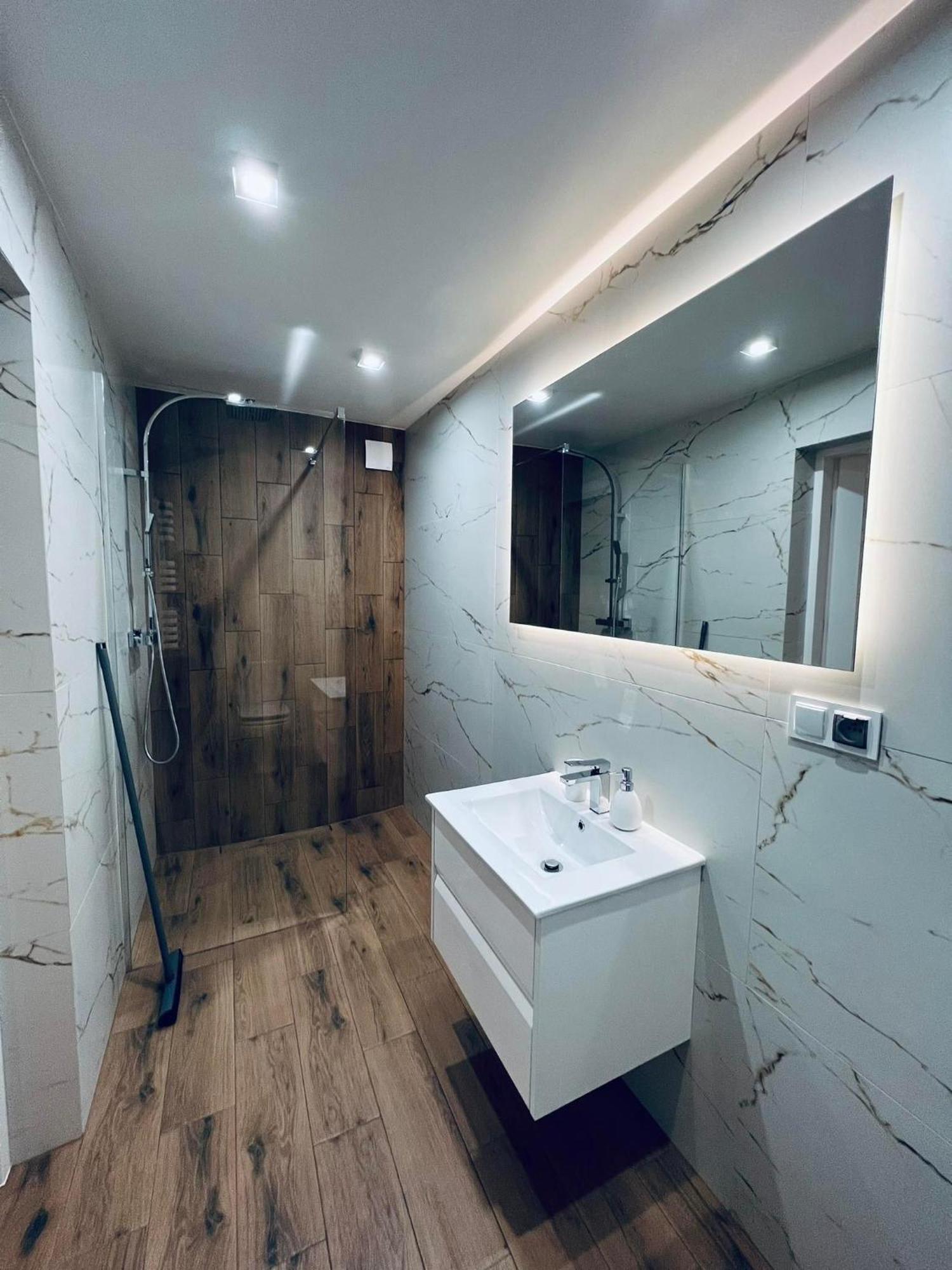 Apartamenty Modrzewiowa Zator Piotrowice  ภายนอก รูปภาพ